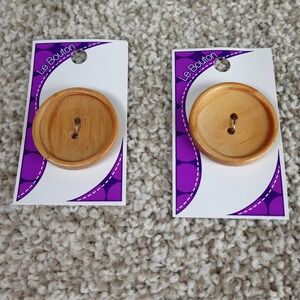 Le Bouton Large Natural Wood Buttons 1.5 Inch 38mm Round 2 Count 377 NIP
